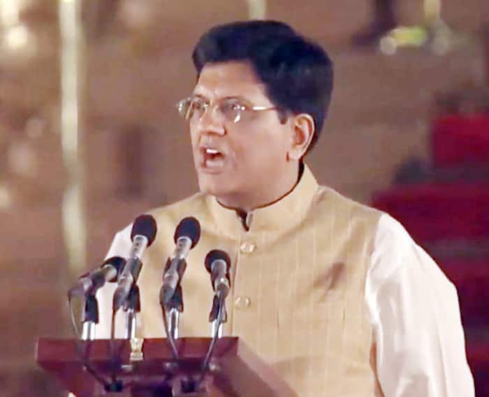 Piyush Goyal Takes Oath