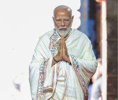 PM Modi Visits Bhagavathy Amman Temple In Kanyakumari - See Pics