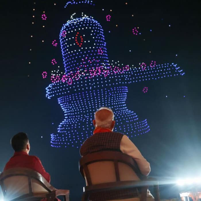 PM witnesses drone show at Somnath