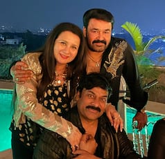 Poonam Dhillon Along With Other Celebrities Appears in Black and Gold For 80s Stars' Reunion Hosted by Chiranjeevi