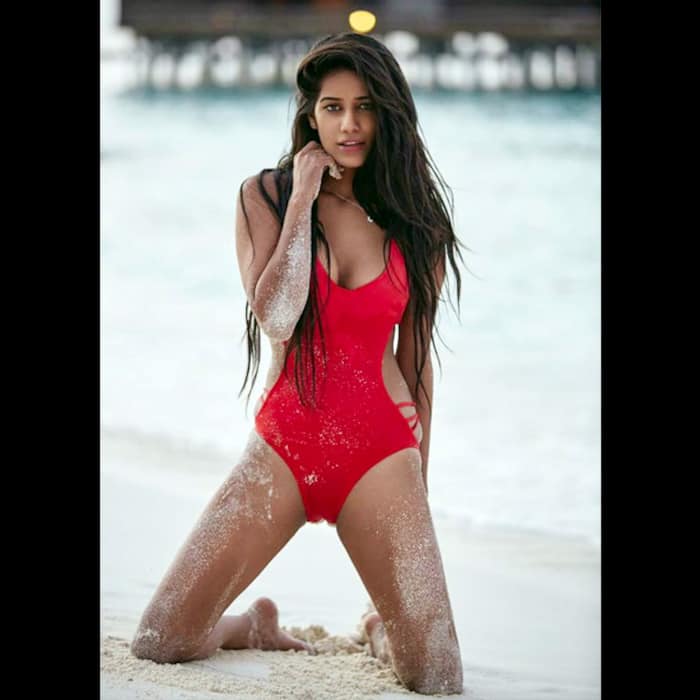 Poonam Pandey poses semi nude during hot shoot