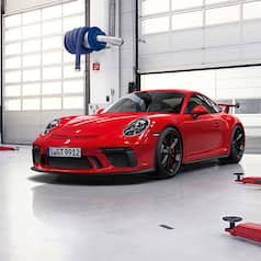 Porsche 911 GT3 launched In India: Check out its features and specifications