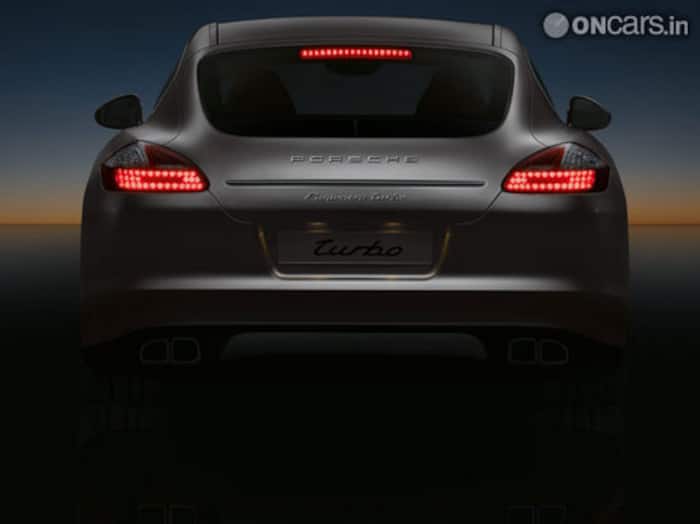 Porsche Panamera Turbo Exterior img5
