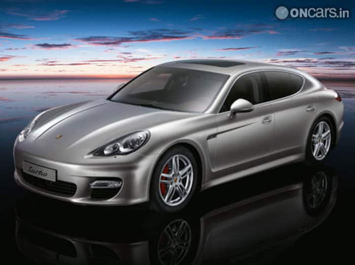 Porsche Panamera Turbo Exterior img7
