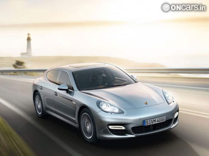 Porsche Panamera Turbo Exterior img9