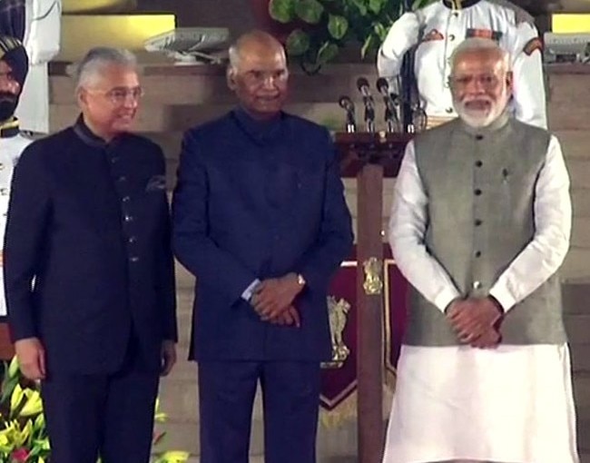 Prime Minister of Mauritius Reaches India, Attends Event