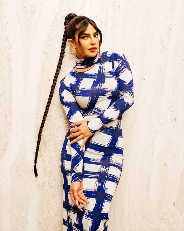 Priyanka Chopra Looks Ravishing in a Blue And White Printed Bodycon Dress