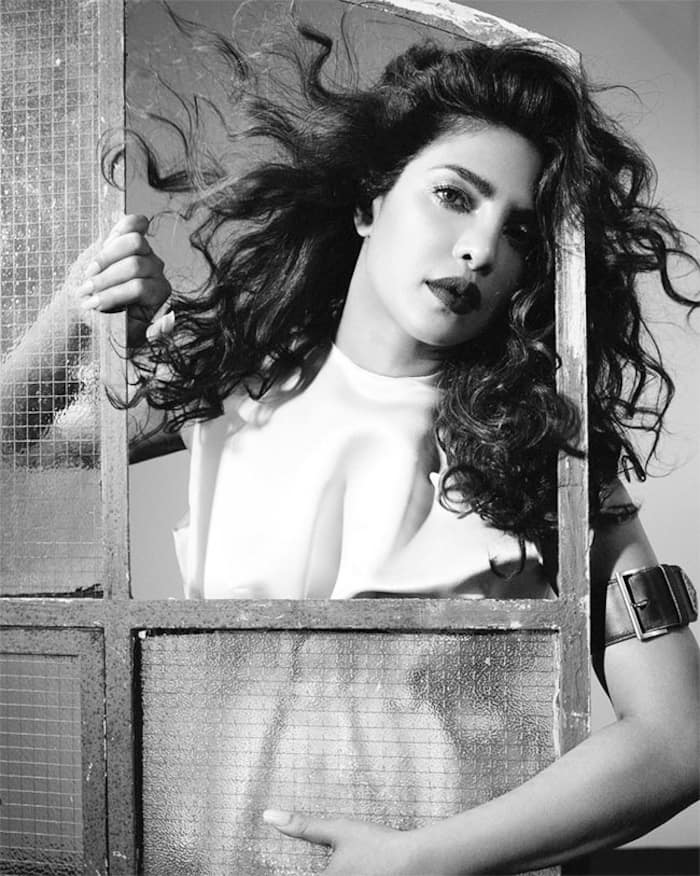 Priyanka Chopra Looks Smashing in New Photos