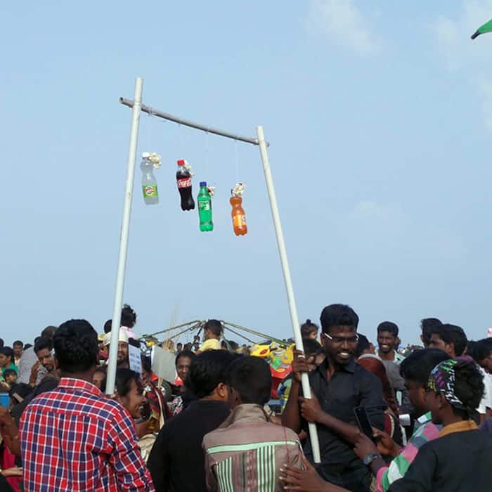 Protests in support of Pepsi and Coca Cola ban in Tamil Nadu