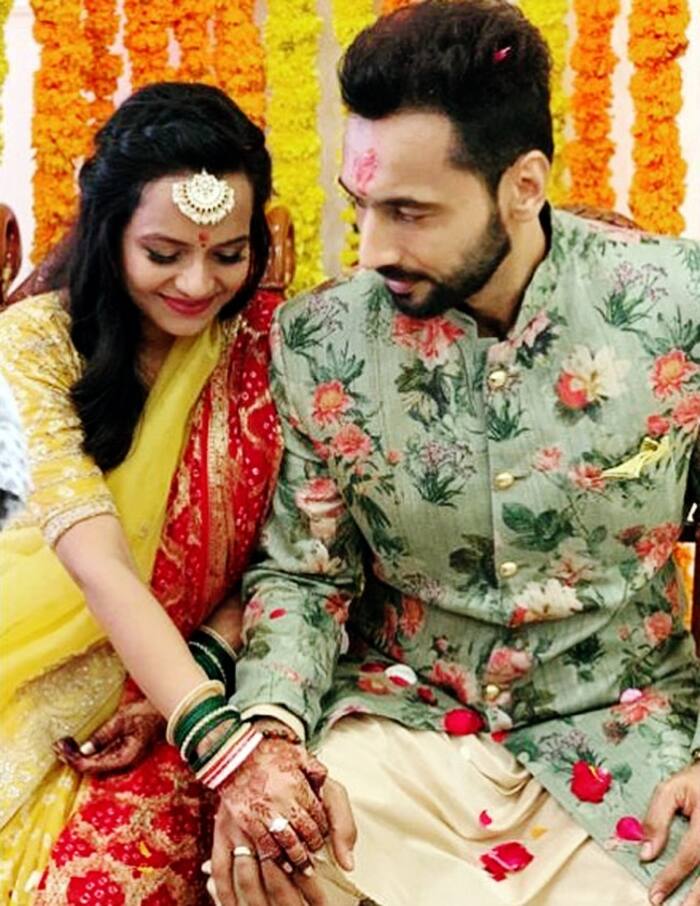 Punit and Nidhi look gorgeous together at their engagement ceremony