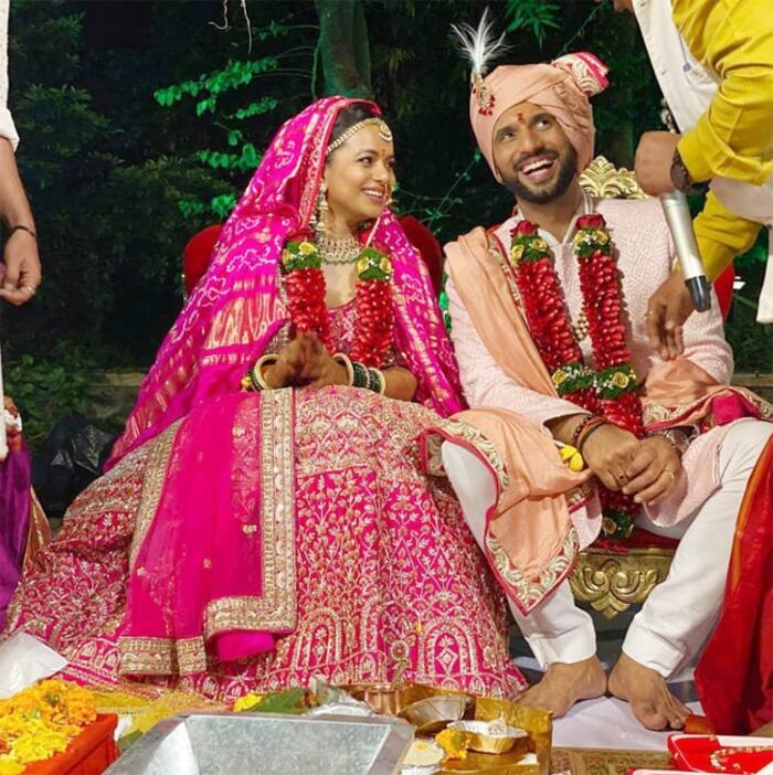 Punit Pathak and Nidhi Moony Singh look royal at their dreamy wedding