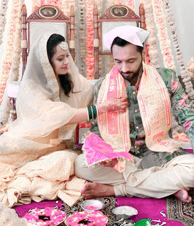 Punit Pathak and Nidhi Moony Singh s engagement pictures | Punit Pathak And  Nidhi Moony Singh Get Engaged in a Stunning Ceremony - Viral Photos |  Celebs Photo Gallery | India.com Photogallery