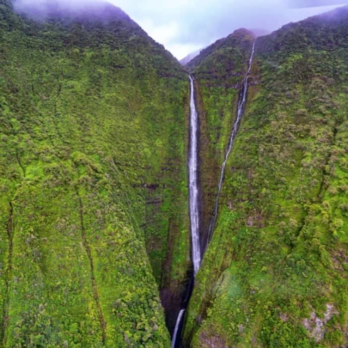 Pu uka oku Falls     840 m