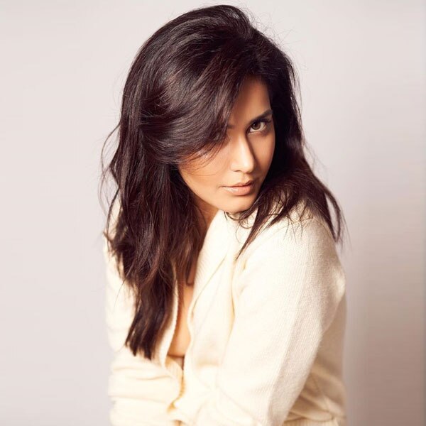 Raashi Khanna Will Set Your Screen Ablaze Raashi Khanna Will Set Your Screen Ablaze