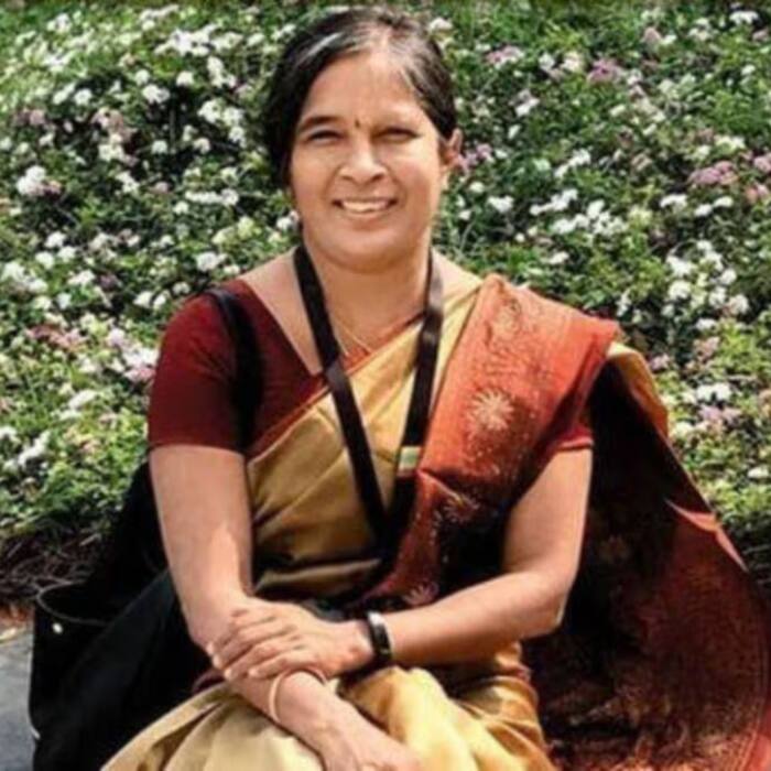 Radha Vembu  Rs 46 580 Crore
