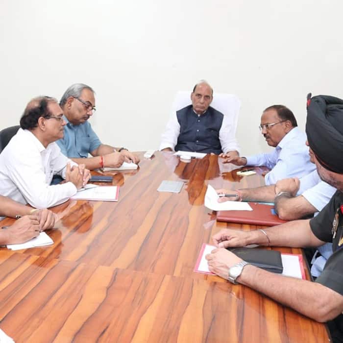 Rajnath Singh reviews the security situation in Jammu and Kashmir