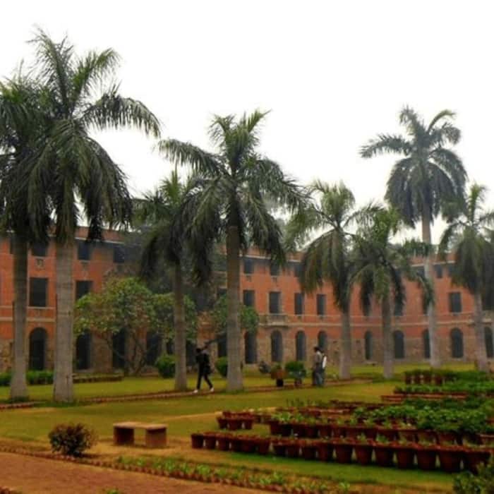 Rank 2  Miranda House  Delhi