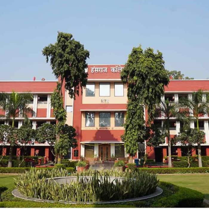 Rank 3  Hans Raj College