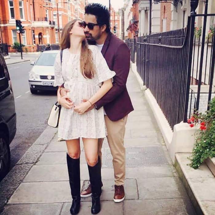 Rannvijay Singh poses with wife Priyanka Singha