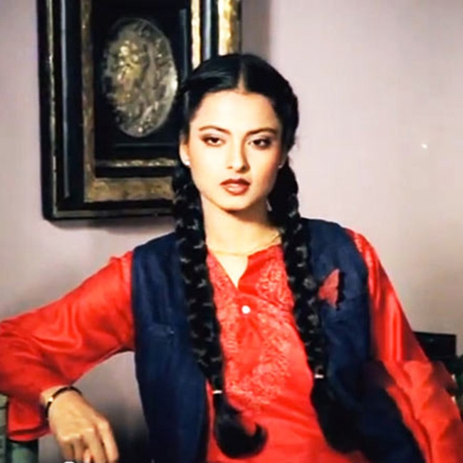 Rekha S Vintage Make Up In Her Teenage Movies 8 Pictures Of
