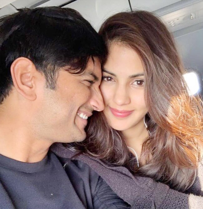 Rhea Chakraborty changes her WhatsApp display picture