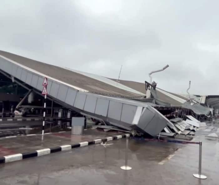 Roof of the Delhi airports Terminal-1 collapsed