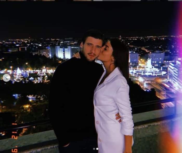 Ruben Dias April Dias  Sealed With a Kiss