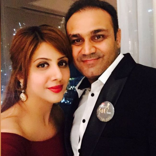 Virender Sehwag's Bollywood-inspired LOVE story with wife, had to face  divorce rumours, her name is…