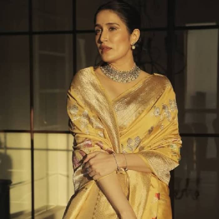 Sagrika belongs to the royal family of Kagal town in Maharashtra