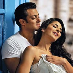 7 Bollywood stars who worked with their exes even post break-up!