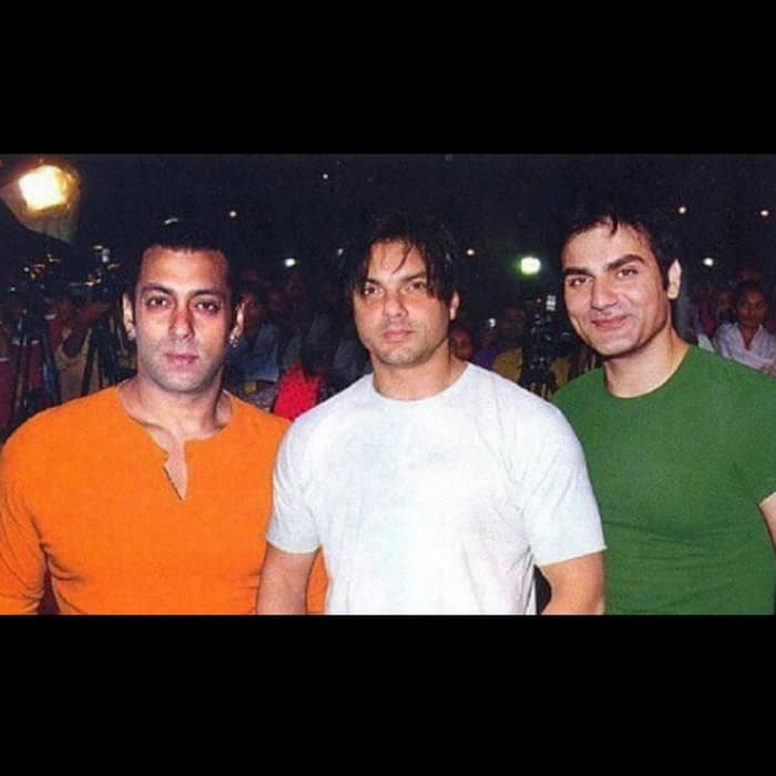 Salman Khan shares a picture with his brothers on Instagram