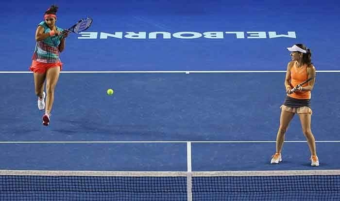 Sania Mirza and Martina Hingis cicked while playing Australian Open 2016