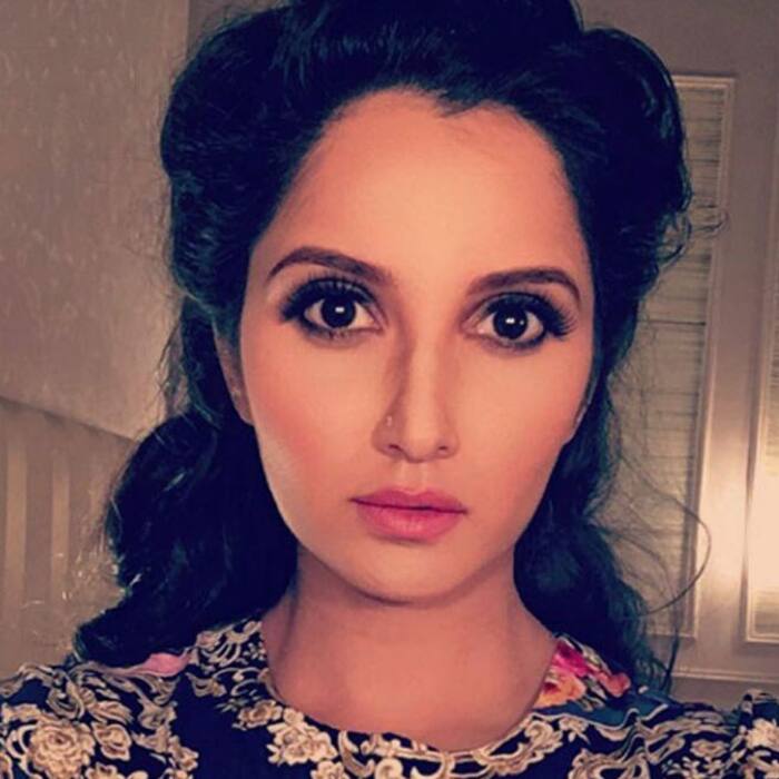 Sania  Mirza clicks a selfie