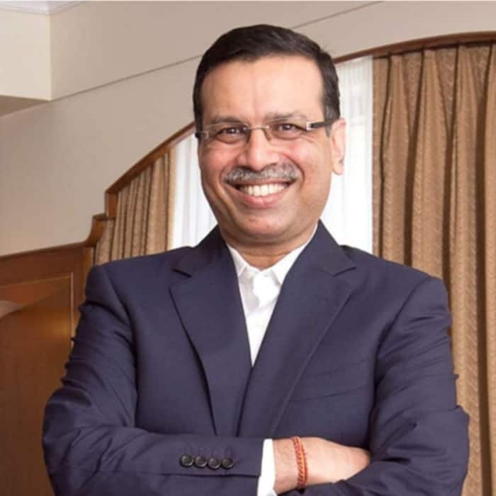 Sanjiv Goenkas net worth