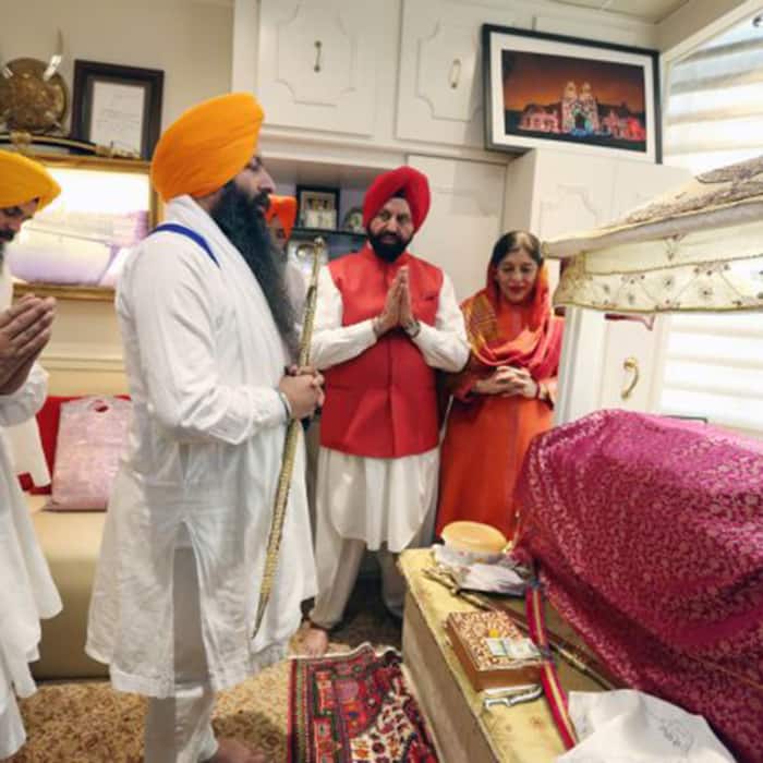 7 pictures which show US presidential candidates’ Indian connection via