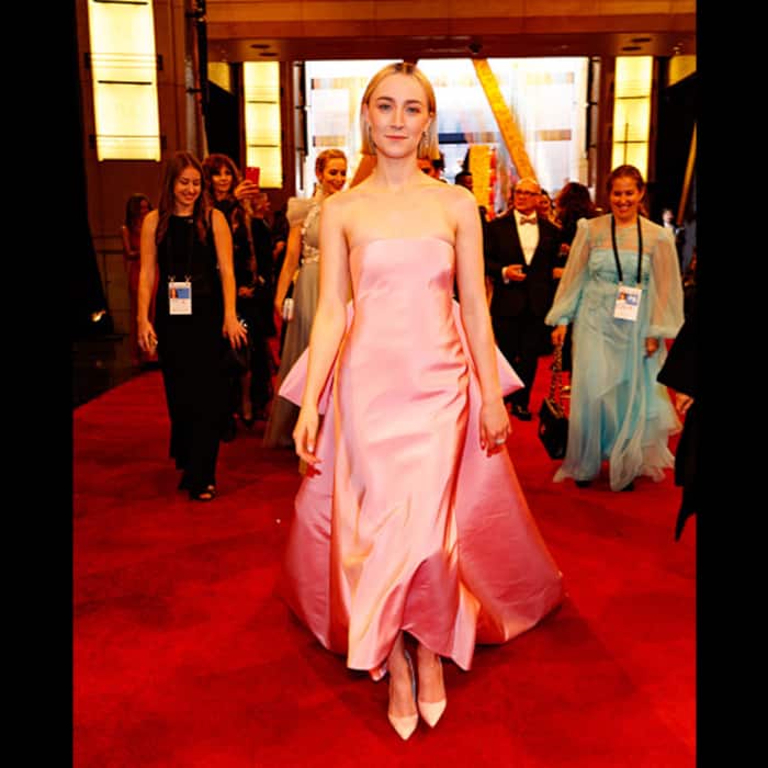 Saoirse Ronan in Calvin Klein by Appointment at red carpet of Oscar Awards 2018