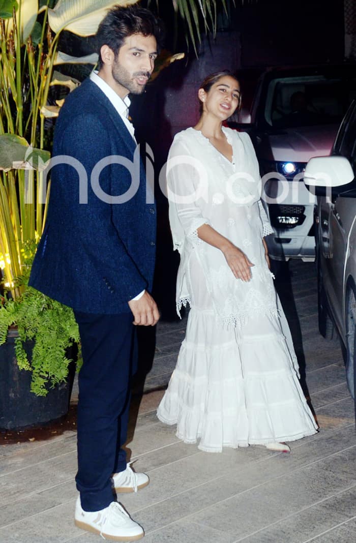 Sara Ali Khan and Kartik Aaryans latest pics