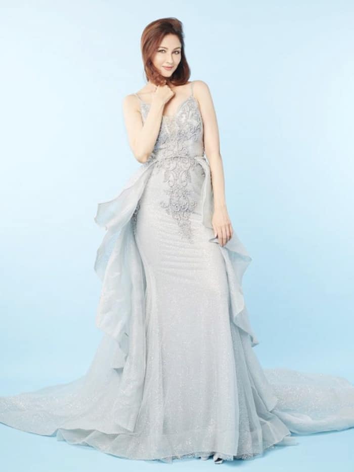 Saumya Tandon looked amazing in this gorgeous silver French gown