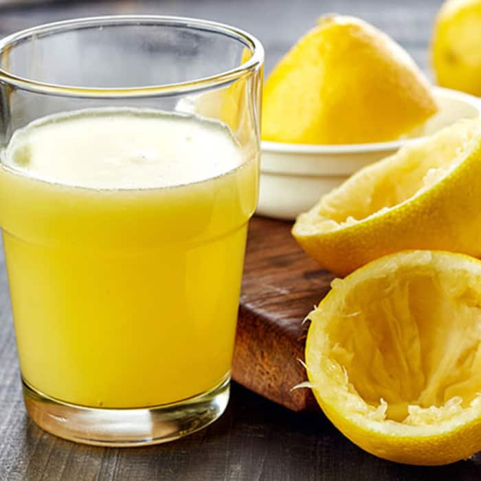 Say no to these foods in winters to prevent joint pain