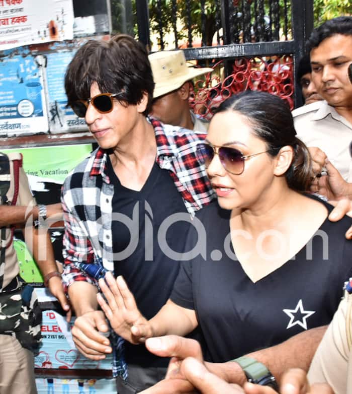 Shah Rukh Khan and his wife Gauri cast their votes