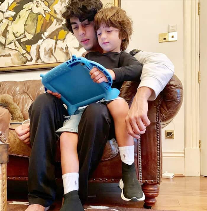 Shah Rukh Khan, Gauri Khan’s Son AbRam Khan Turns a Year Older