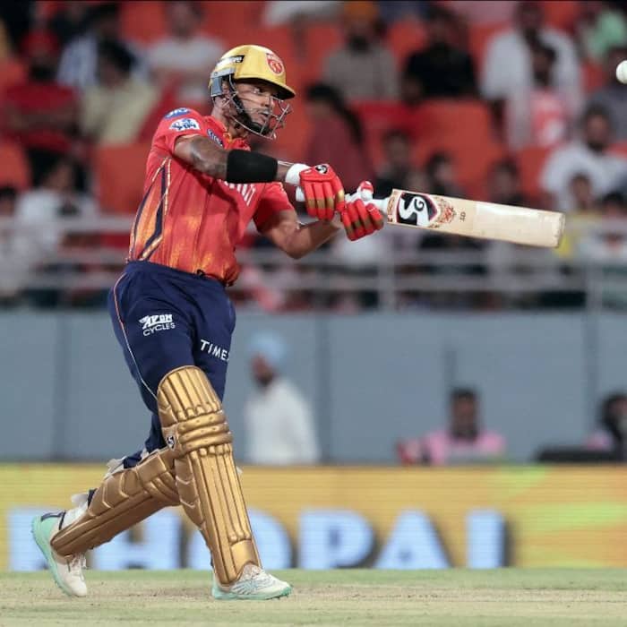 Shikhar Dhawan scored 2843 runs while chasing totals in IPL