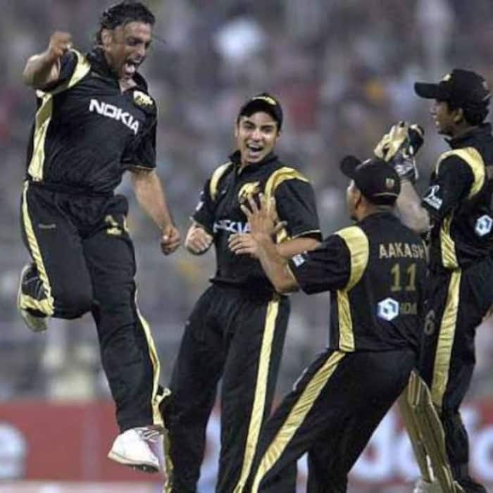 Shoaib Akhtar picked up 5 wickets in IPL
