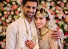 Sania Mirza's ex-husband Shoaib Malik slammed for...,  'Needs to decide...'