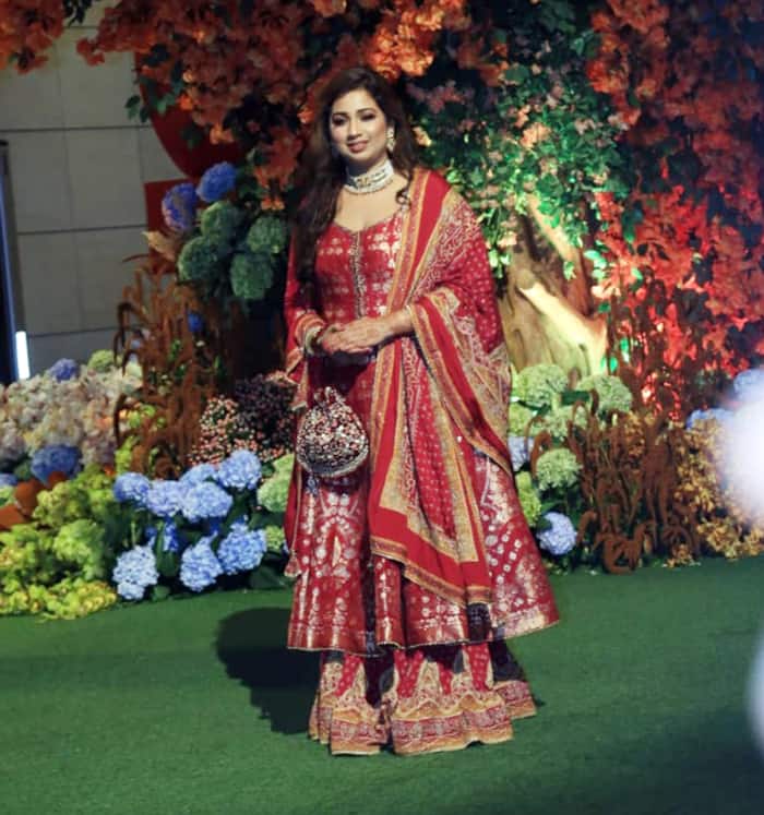 Shreya Ghoshal at Radhika Merchant     Anant Ambani   s engagement