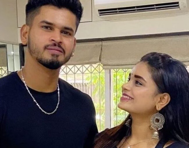 Brother is star India cricketer, sister made Bollywood debut with item song, will be seen in..., her name is..., brother is...