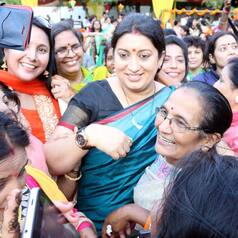 Textile Minister Smriti Irani attends Teej festival celebrations in New Delhi, see pics