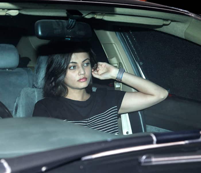 Sneha Ullal snapped outside Salman Khan’s residence