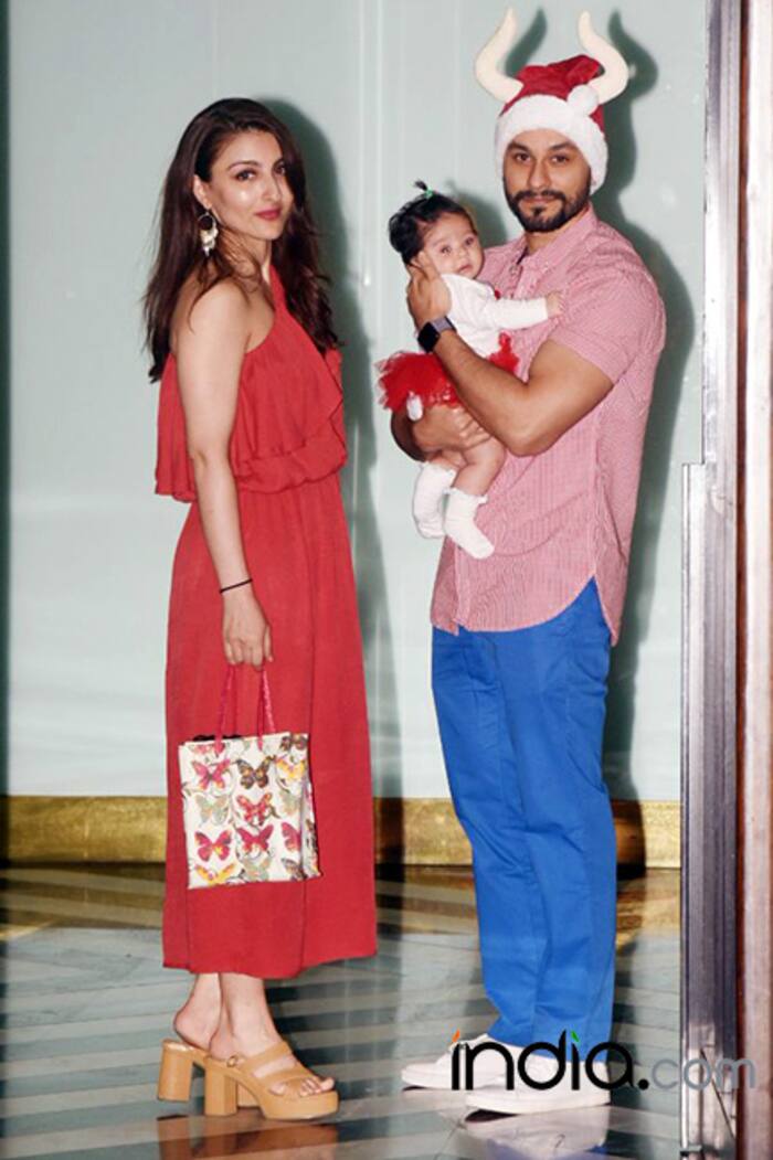 Soha Ali Khan with husband Kunal Khemmu and daughter Naomi at Arpita Khan’s Christmas bash