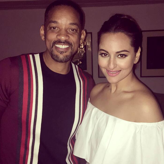 Sonakshi Sinha shares a picture with Will Smith